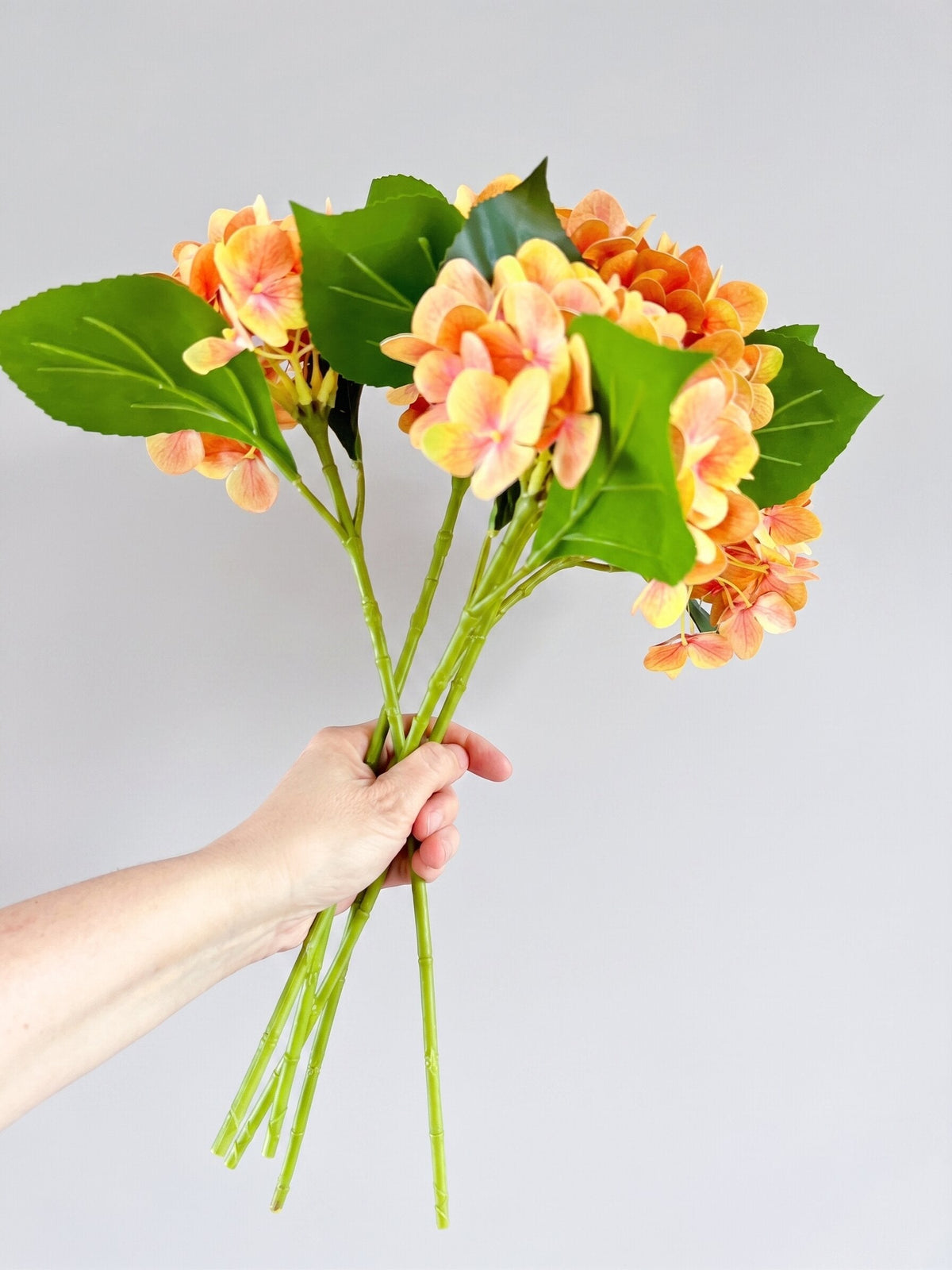 Real Touch Hydrangea Stem, Lifelike Faux Hydrangea Cluster - Orange (extra)