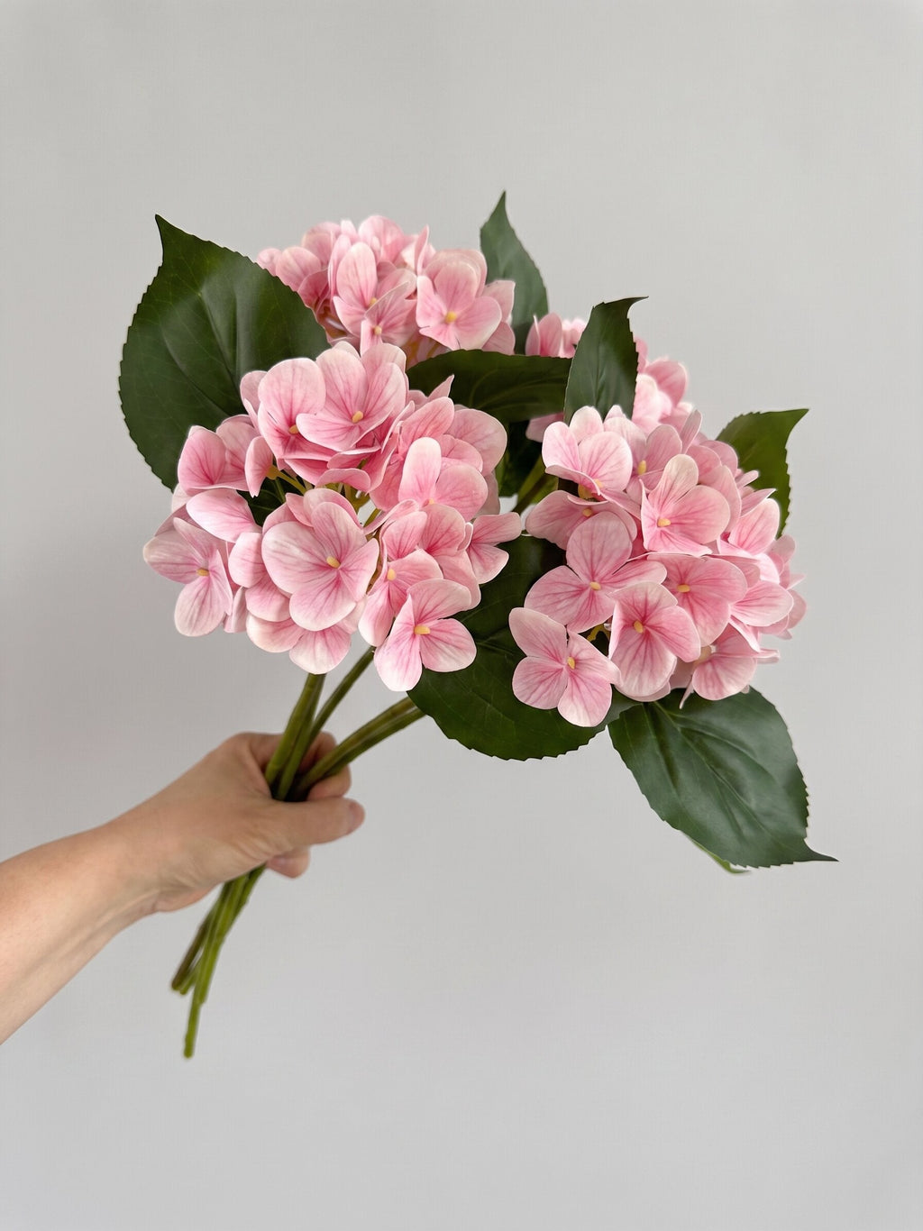 Real Touch Hydrangea Stem, Lifelike Faux Hydrangea Cluster - Pink (extra)